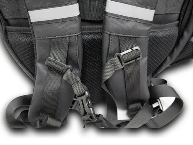 MOCHILA PARA MOTO CON OJOS LED